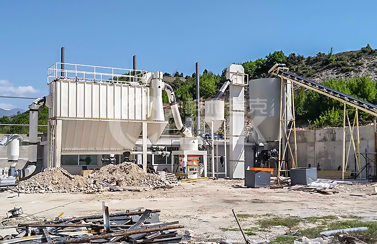 河北石家莊石方解石雷蒙磨粉機現(xiàn)場 河北石家莊石方解石雷蒙磨粉機現(xiàn)場